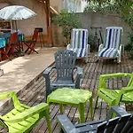 A Mateille Avec Petit Jardin Et Terrasse Couverte Prázdninový dům