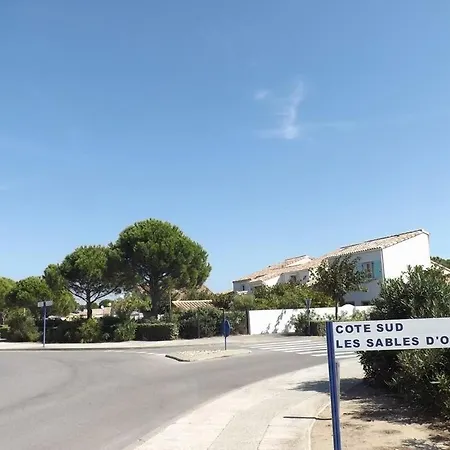à Mateille Avec Petit Jardin Et Terrasse Couverte Gruissan