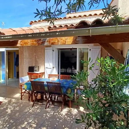 A Mateille Avec Petit Jardin Et Terrasse Couverte * Gruissan