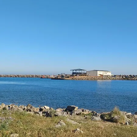 Casa vacanze à Mateille Avec Petit Jardin Et Terrasse Couverte *