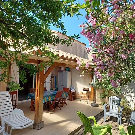 à Mateille Avec Petit Jardin Et Terrasse Couverte Casa vacanze