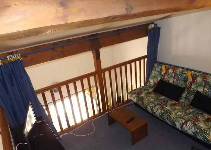 à Mateille Avec Petit Jardin Et Terrasse Couverte Casa de Férias Gruissan