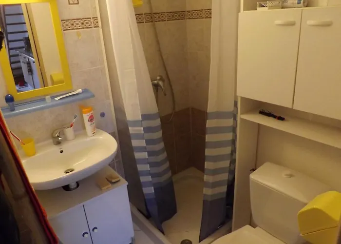 à Mateille Avec Petit Jardin Et Terrasse Couverte Casa de Férias